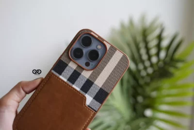 Chequered Leather Case with Card Slot 76 Chequered Leather Case with Card Slot