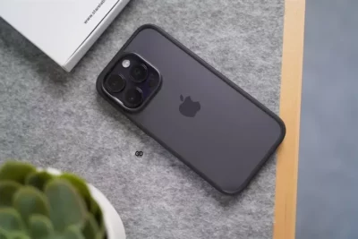 Drop Proof Sleek Transparent Case